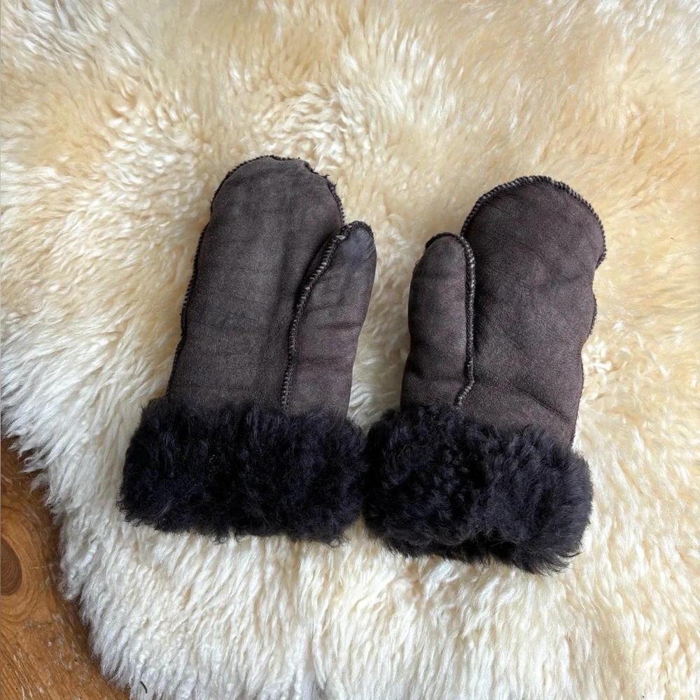 Vintage Toddler Size Shearling Mittens